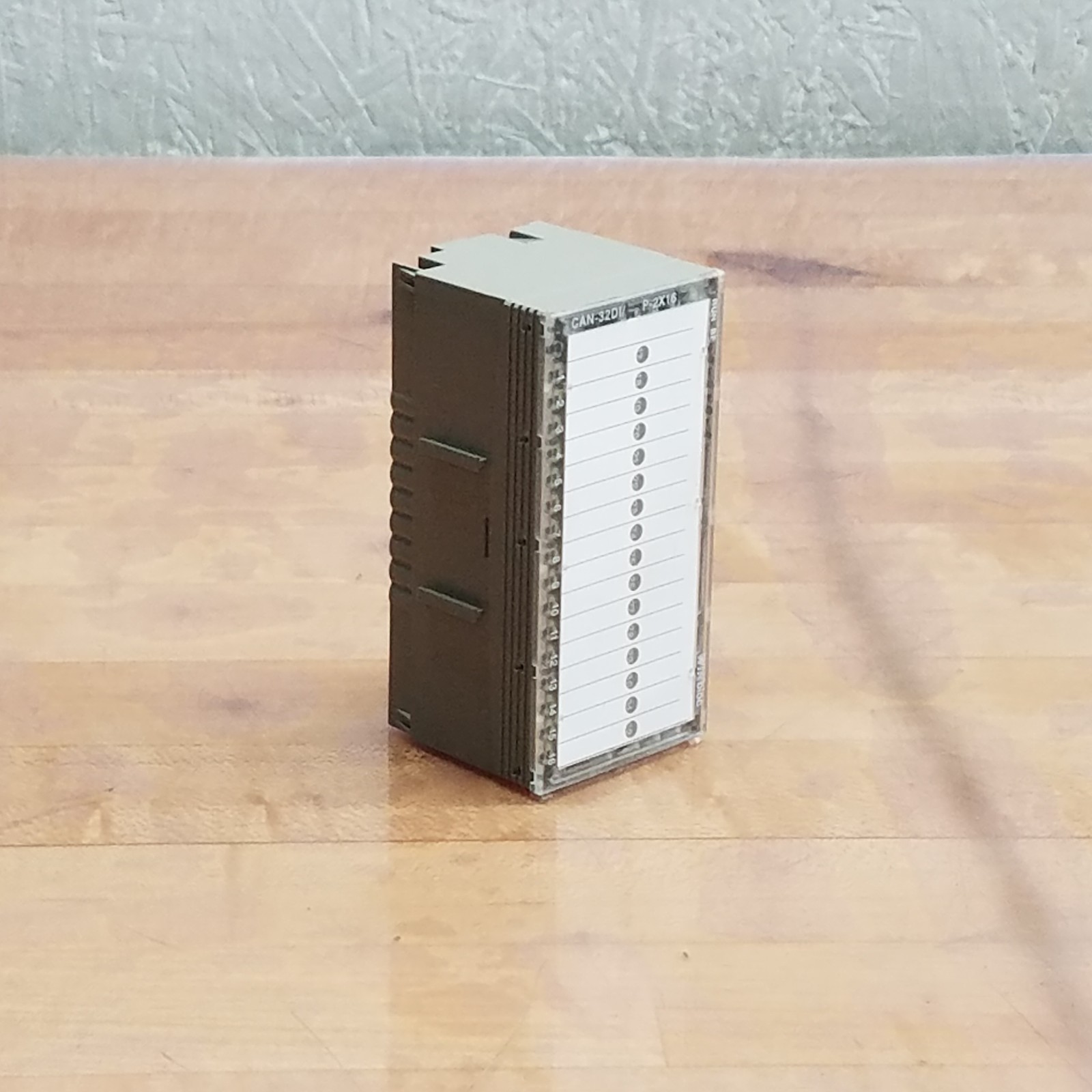 Micro Innovation 85 51 224182 Winbloc, Type CAN-32DI/P-2X16 – USED