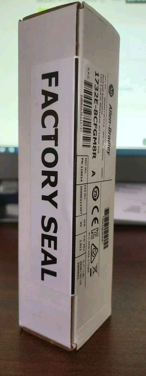 NEW ORIGINAL PACKAGING Allen-Bradley 1732E-8CFGM8R Logic Controller