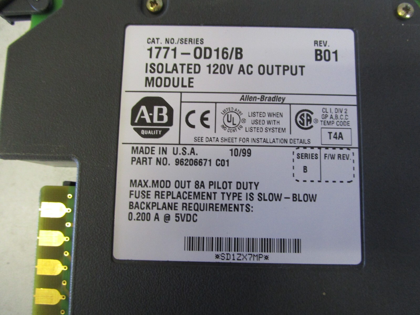 ALLEN BRADLEY 1771-OD16/B REV B01 120V AC OUTPUT MODULE (NO SWING ARM)-FREE SHIP