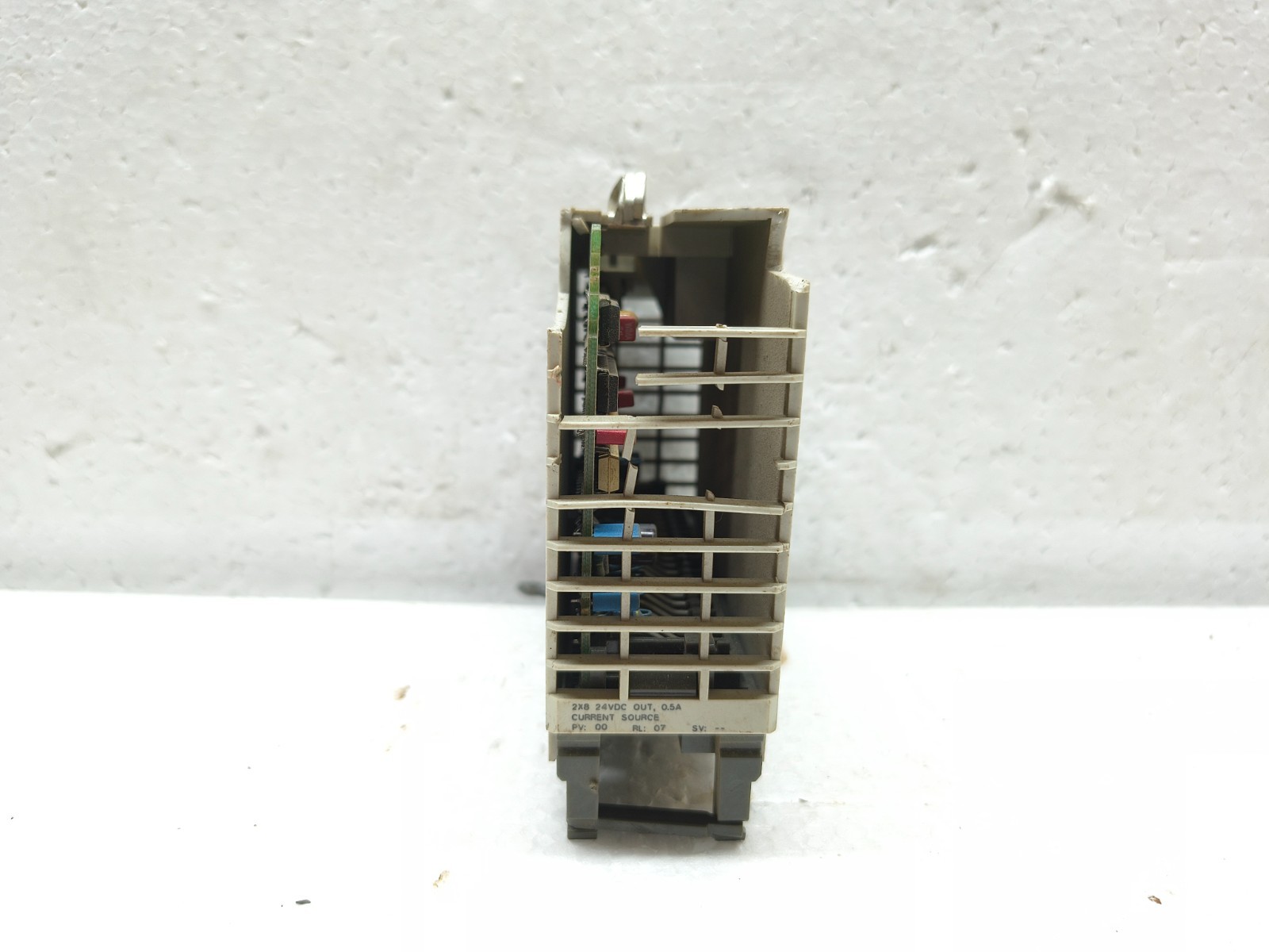 Schneider dap216n/as-bdap-216n tsx compact output module ( BROKEN )