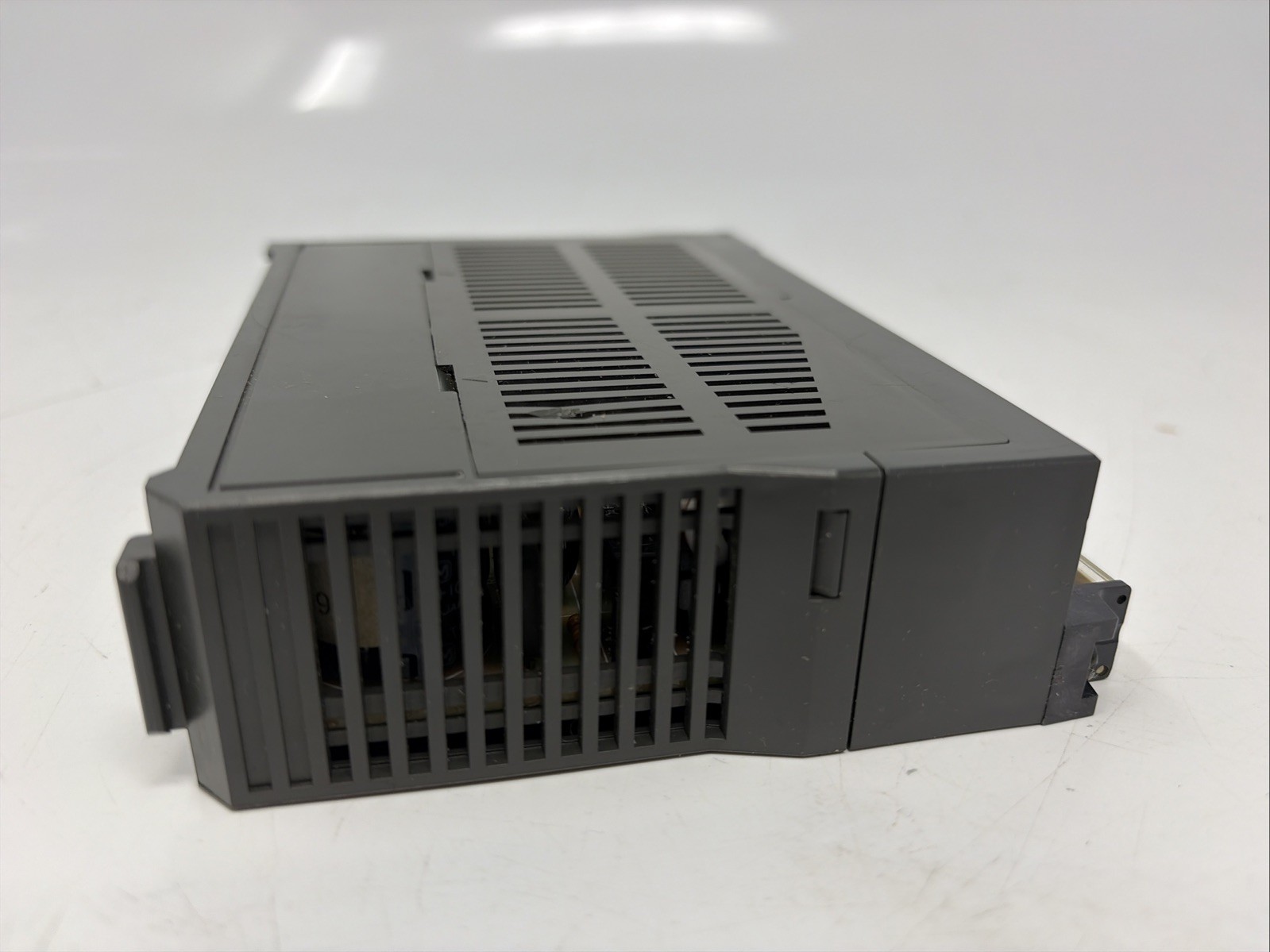 IDEC FA-3S Power Supply PLC Module 2000mA PF3S-PSA2 120-240VAC Used