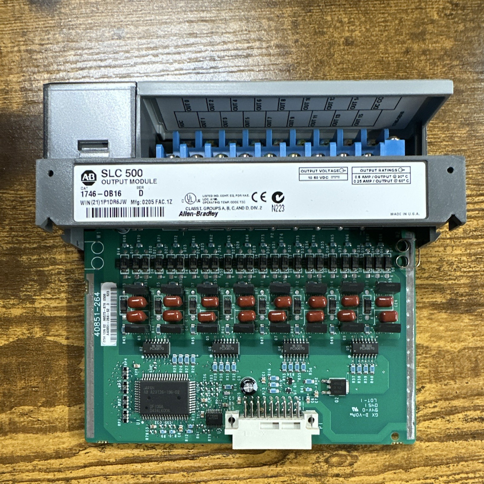 Allen-Bradley SLC 500 PLC Digital Output Module Controller Platform 1746-OB16
