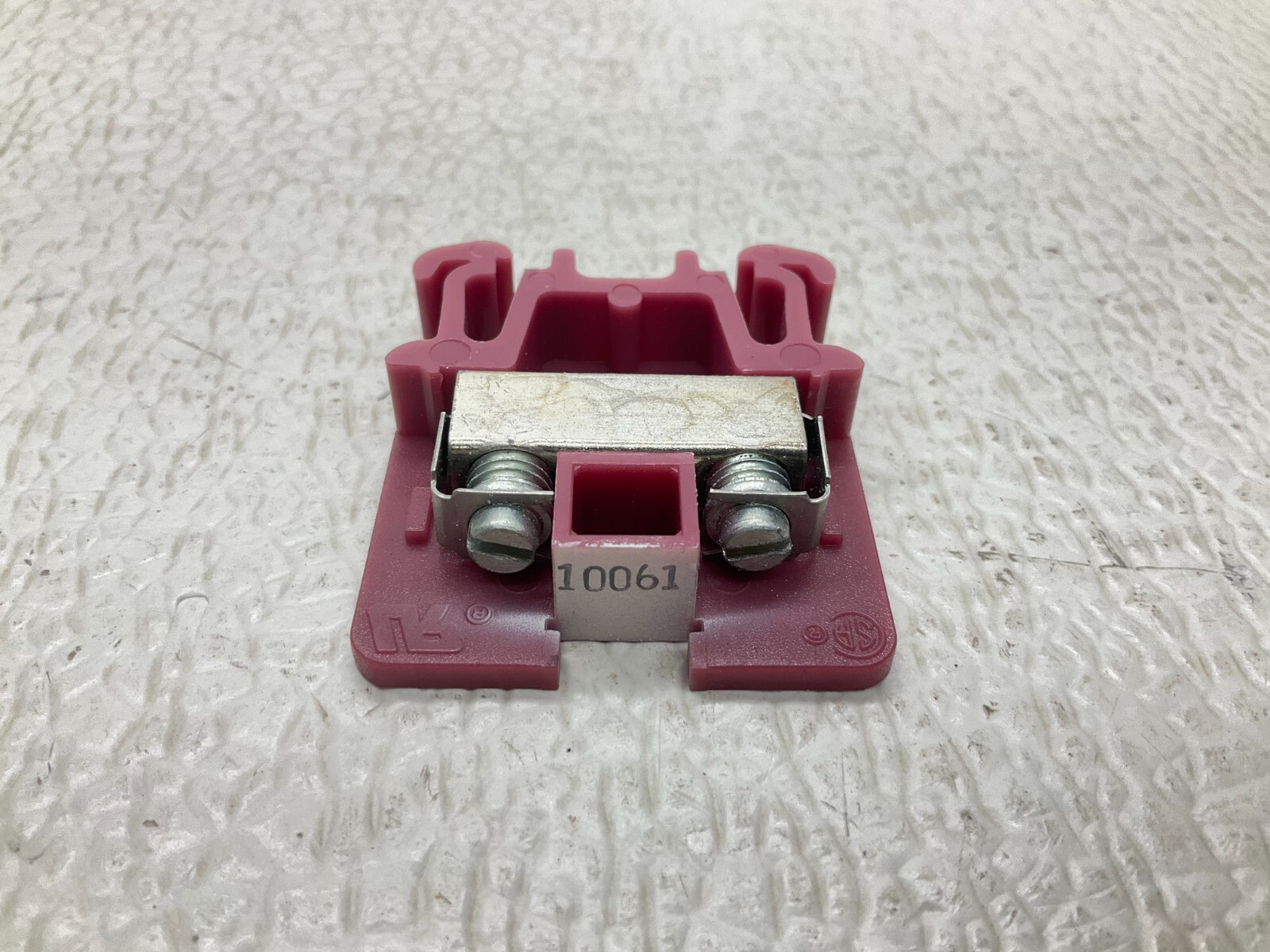 Allen Bradley BUL. 1492 Style CA Maroon Wire Terminal Block Lot of 25 (TBI)