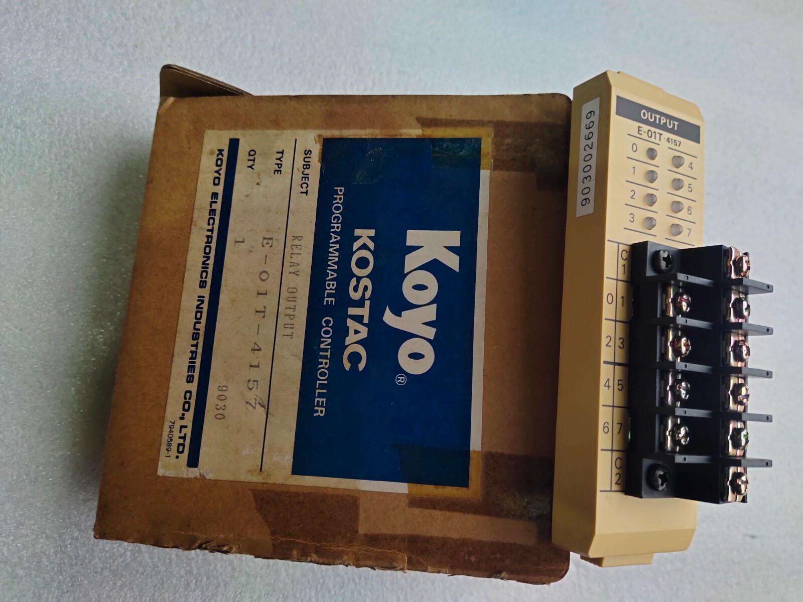 KOYO KOSTAC E-01T-4157 RELAY / OUTPUT PROGRAMMABLE CONTROLLER E01T-4157