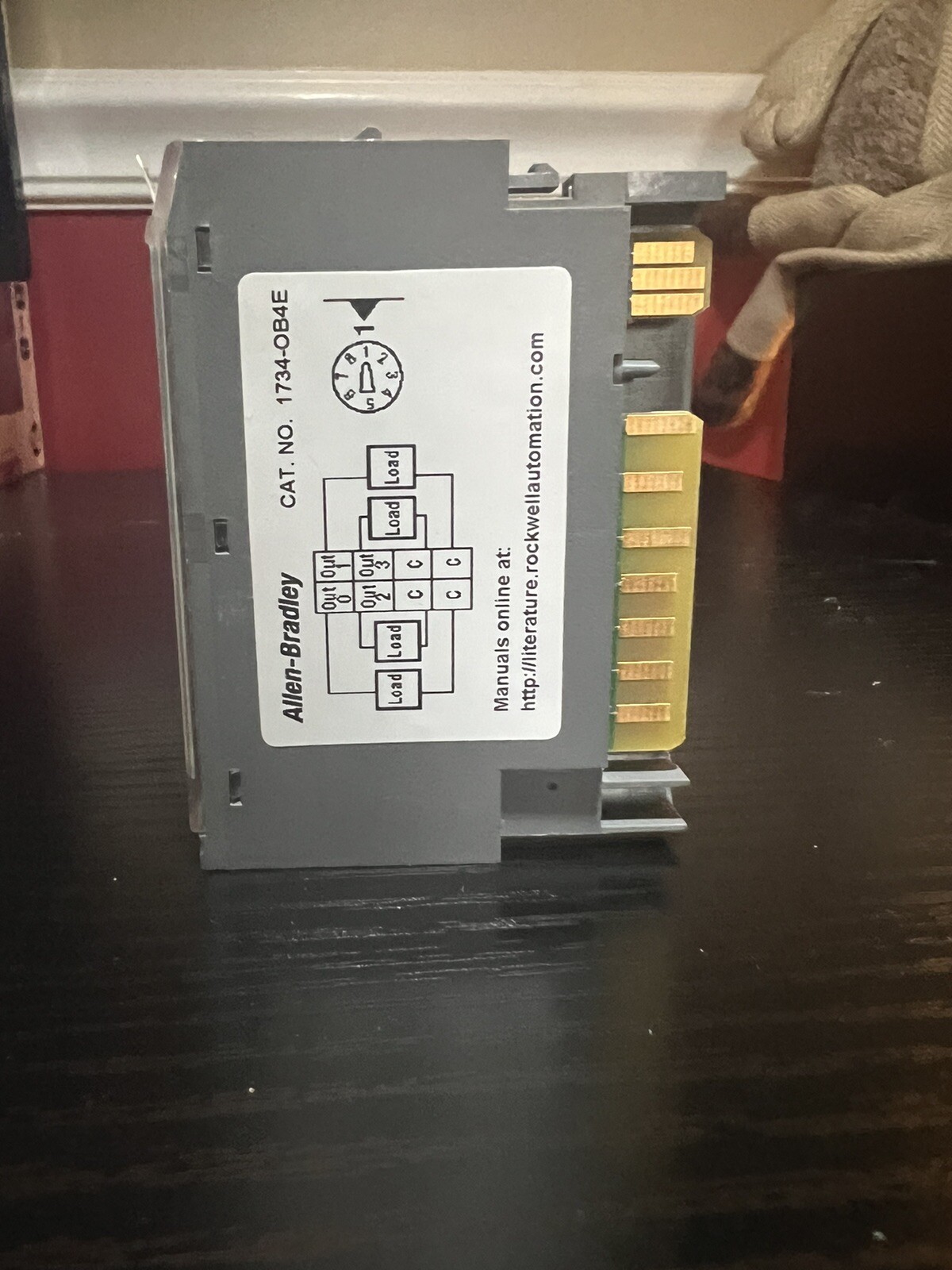 AB Allen-Bradley 1734-OB4E 4 Point Output Module 1734 OB4E