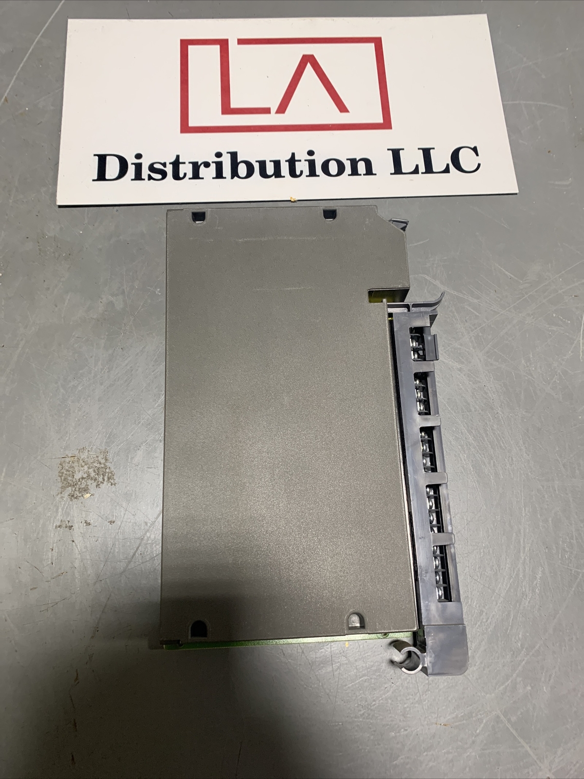 ALLEN-BRADLEY 1771-IAD/D REV. B02 120V AC/DC INPUT MODULE – USED – FREE SHIPPING