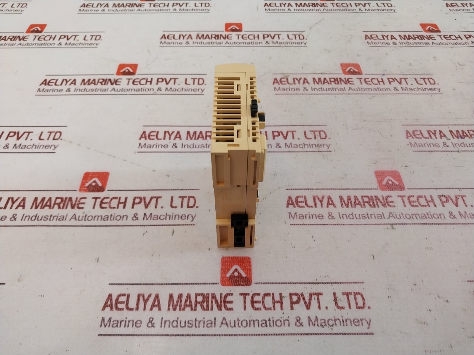 Schneider Electric TWDDD08TT Digital Output Module CLASS 1 DIV.2 MAX 55˚C