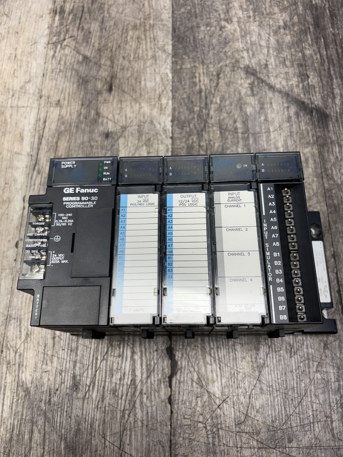 GE FANUC PLC IC690ACC900B IC693ALG221C MDL740C MDL645C PWR321AA CPU311P