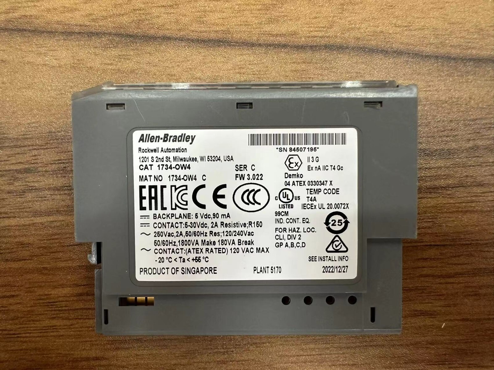 1734-OW4 2022 SER C New Sealed AB POINT I/O 4 Point Digital Output Module