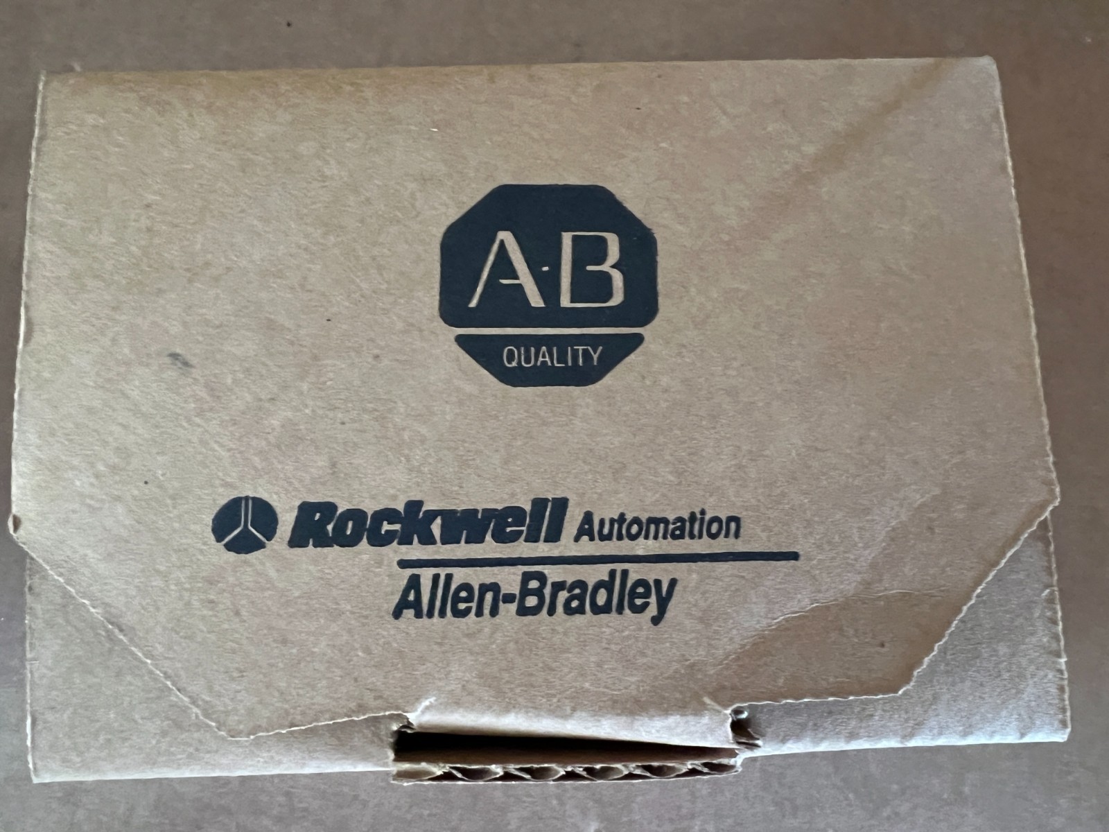 ALLEN BRADLEY, 1492-IFM20F-F-2, SER C, INTERFACE MODULE, NEW! MAKE OFFER!