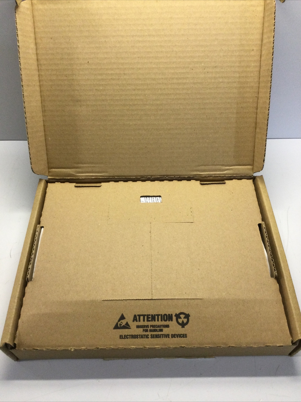 NEW, ALLEN BRADLEY, 1771-OB, SER. C, DC OUTPUT MODULE, 12-24V. (20K-1)
