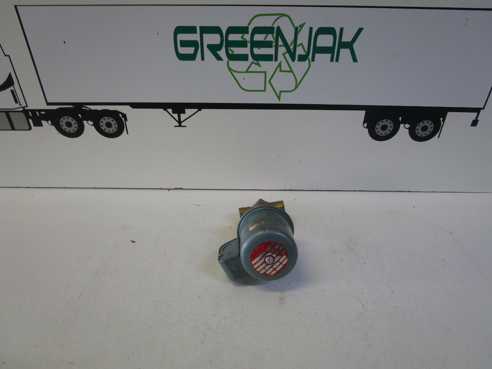 ITT GENERAL CONTROLS K15TF2152 MAGNETIC VALVE – USED – FREE SHIPPING