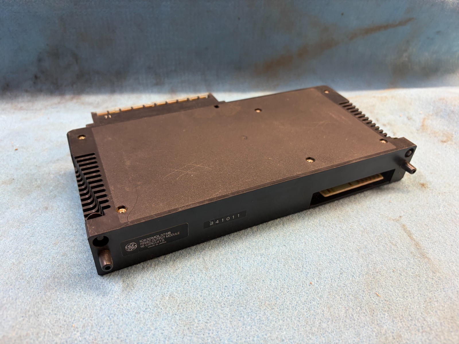 GE FANUC PROGRAMMABLE CONTROLLERS IC630MDL375B SERIES 3 115/230VAC