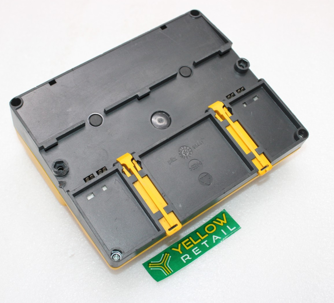 PILZ PSS SB DI8OZ4 DIGITAL I/O MODULE SAFTY BUS 301120