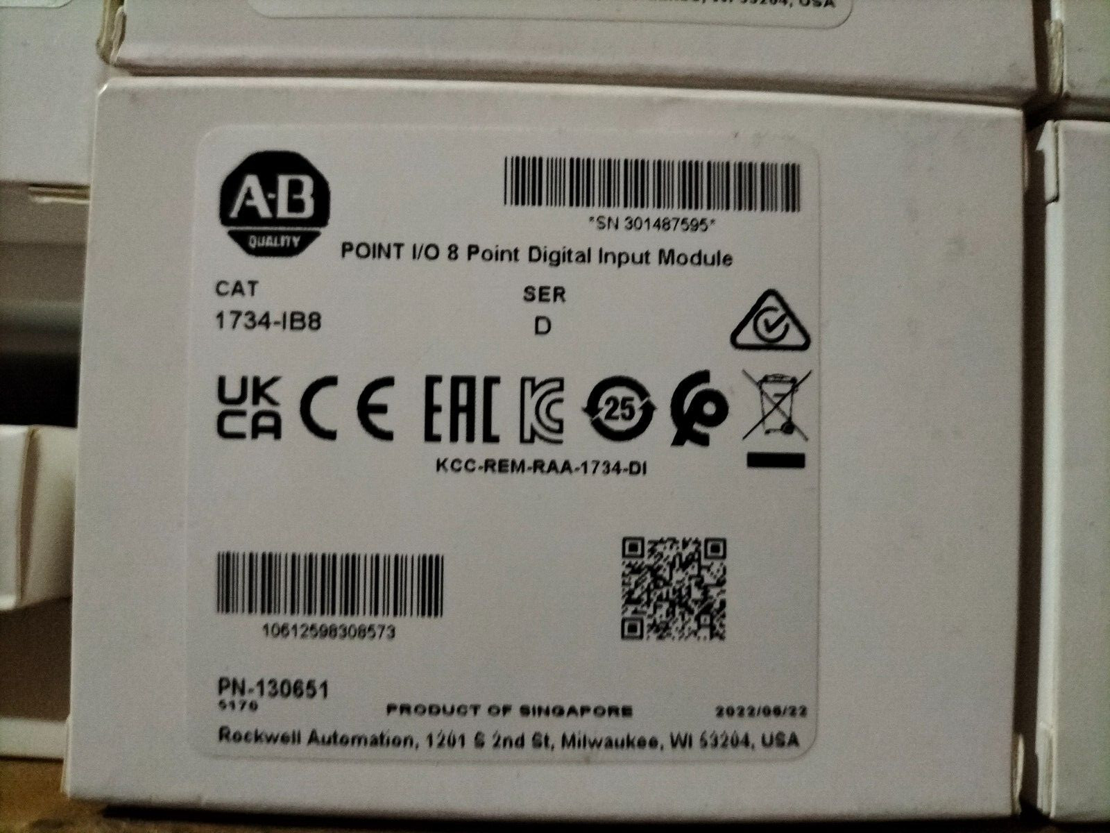 Factory Sealed AB 1734-IB8 SER D 8 Point Digital Input Module 1734IB8 same day s