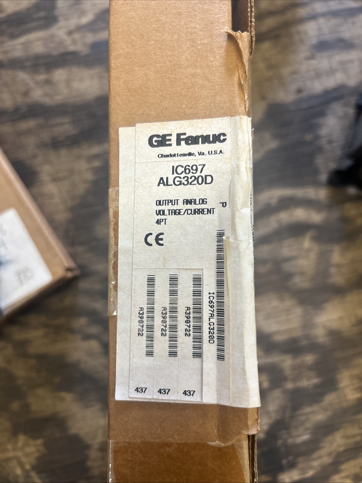 GE Fanuc IC697ALG320D Series 90-70 4-Point Analog Output Voltage/Current Module