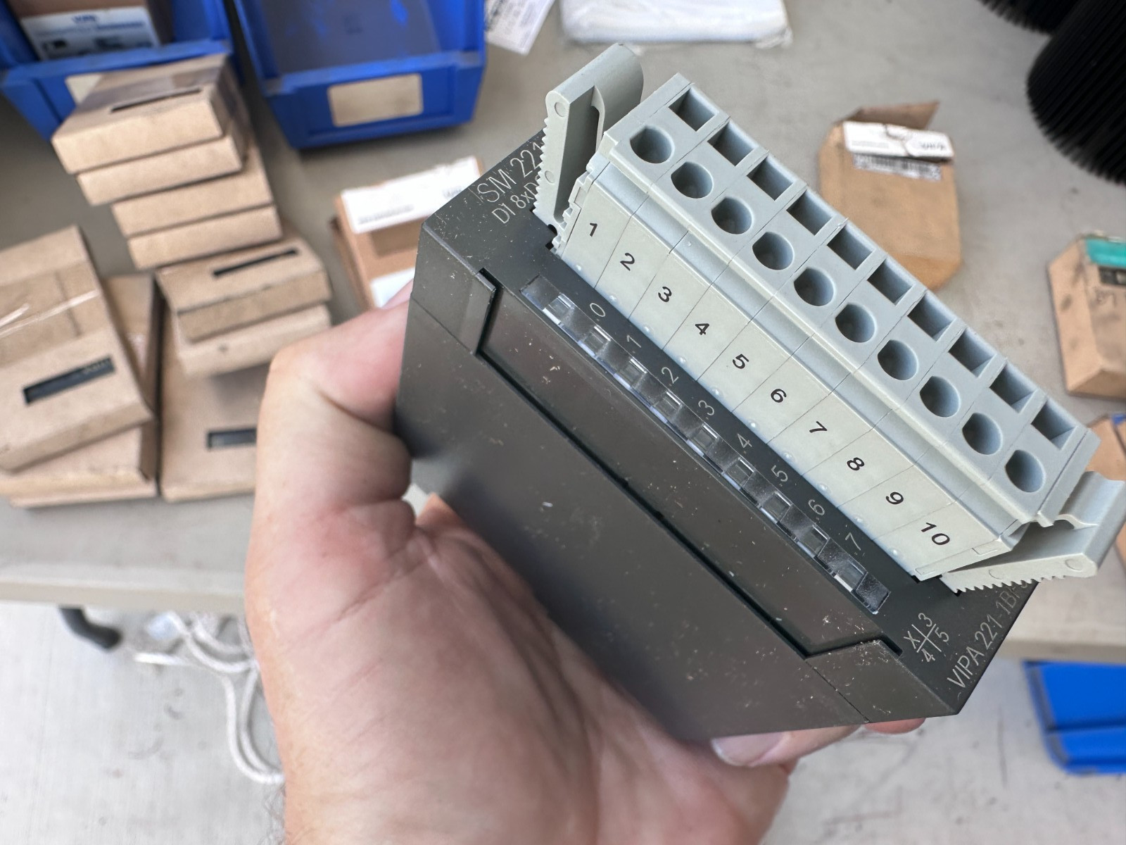 Yaskawa VIPA 221-1BF30