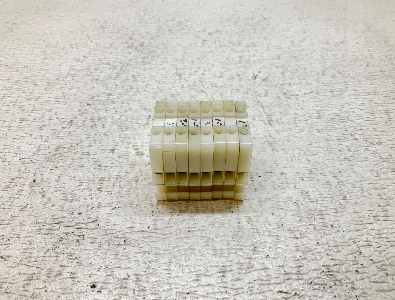 Allen Bradley BUL. 1492 Style H White Wire Terminal Block BUL1492 Lot of 8 (TSC)