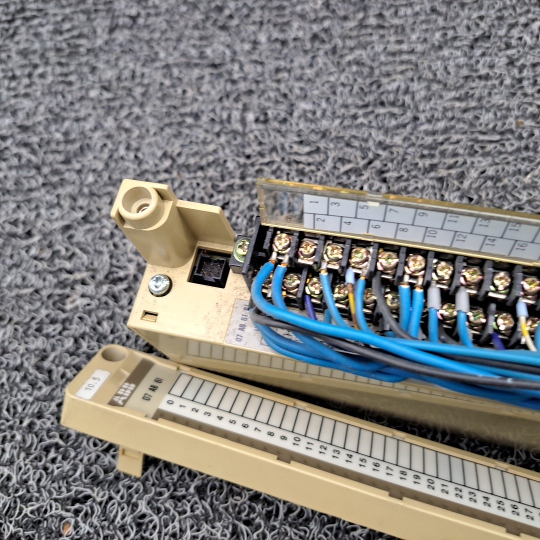 ABB. Style, 07 AB 61 RI. Binary Input Module Procontic T200