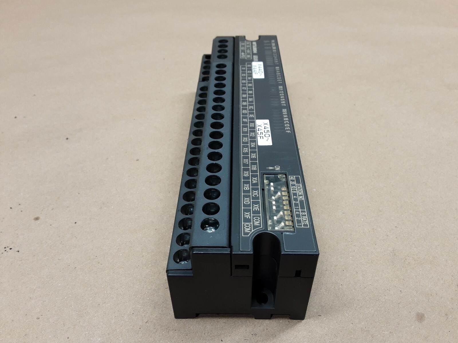 Mitsubishi Input Unit Module Melsec AJ65SBTB1-32D1 24VDC #1041I27*AD
