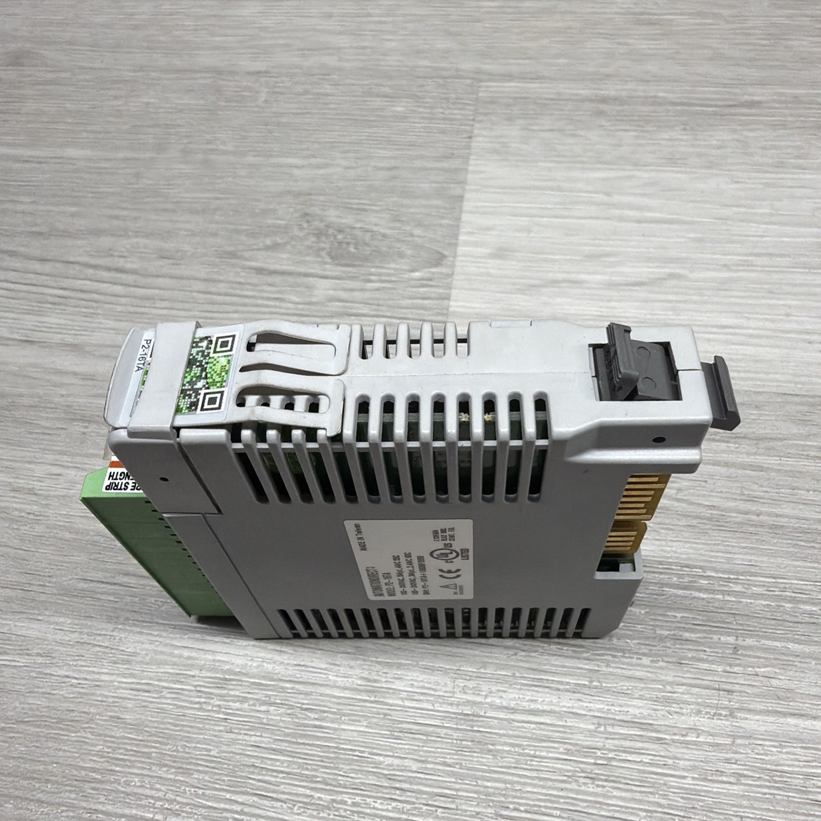 Automation Direct P2-16TA Discrete AC Output Module, 16 Point, READ DESCRIPT
