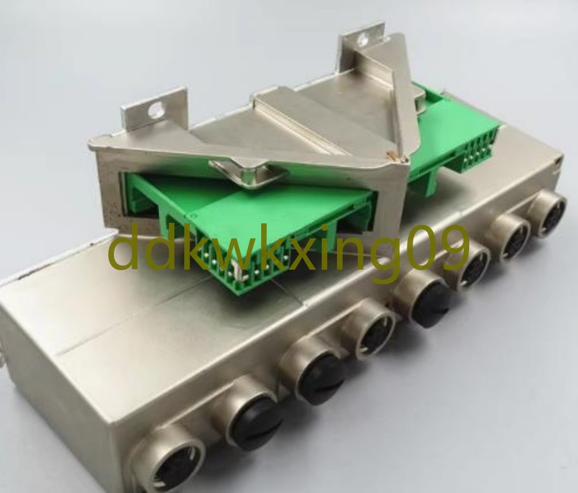 1PCS NEW Phoenix IBS RL 24 DIO 8/8/8-LK-2MBD Terminal Module 2731571