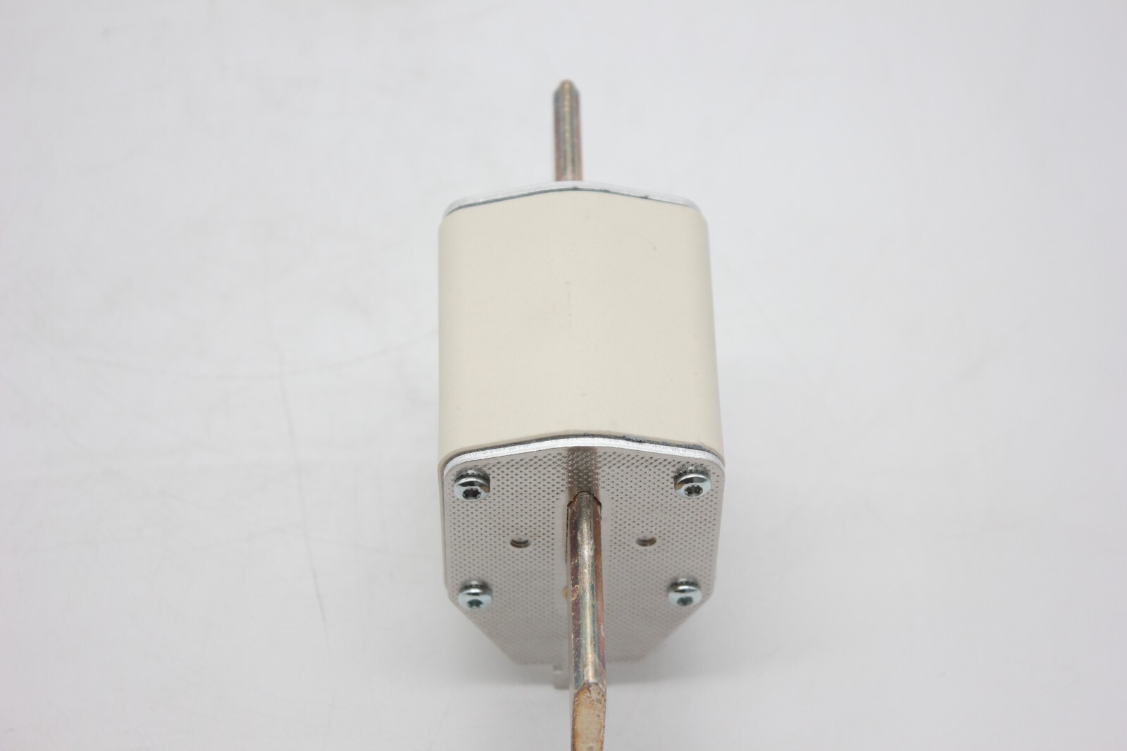 ETI 004186224