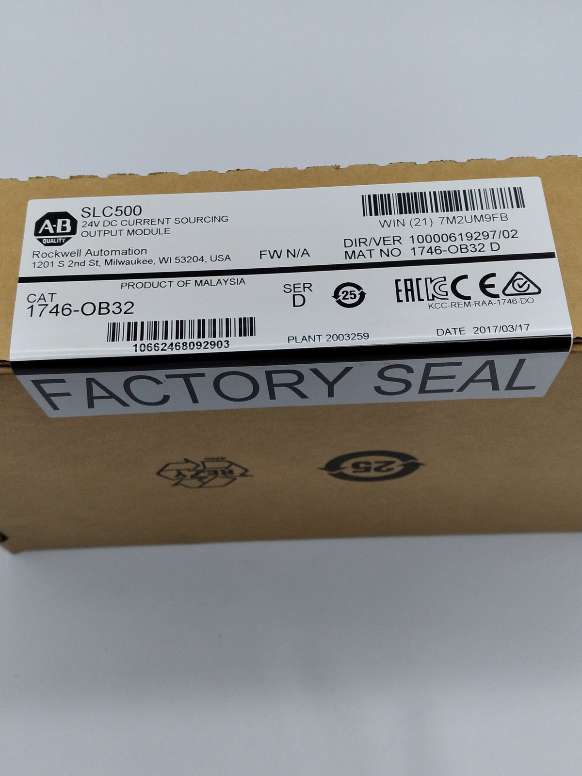 Allen-Bradley 1746-OB32 SER.D SLC 500 Digital Output Module