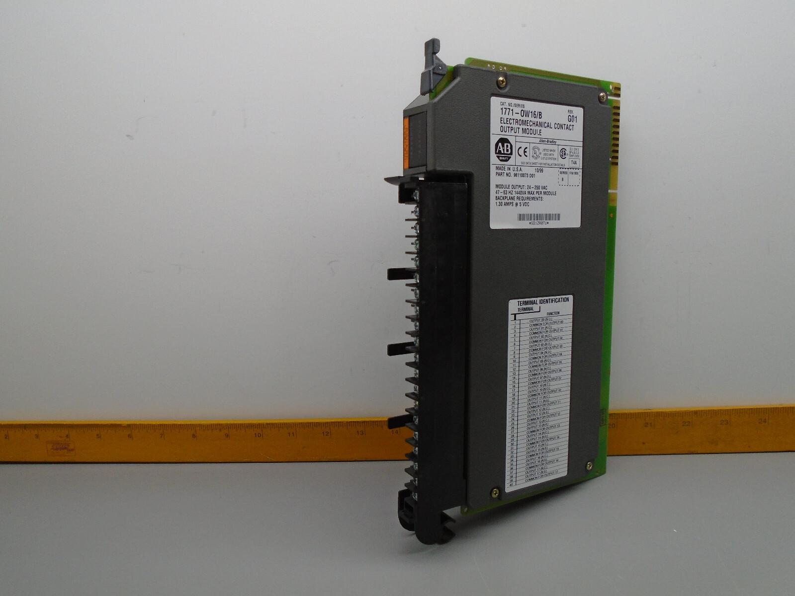 Allen Bradley 1771-OW16 /B & 1771-WN PLC 5 AC Output Module 1771-0W16 E24