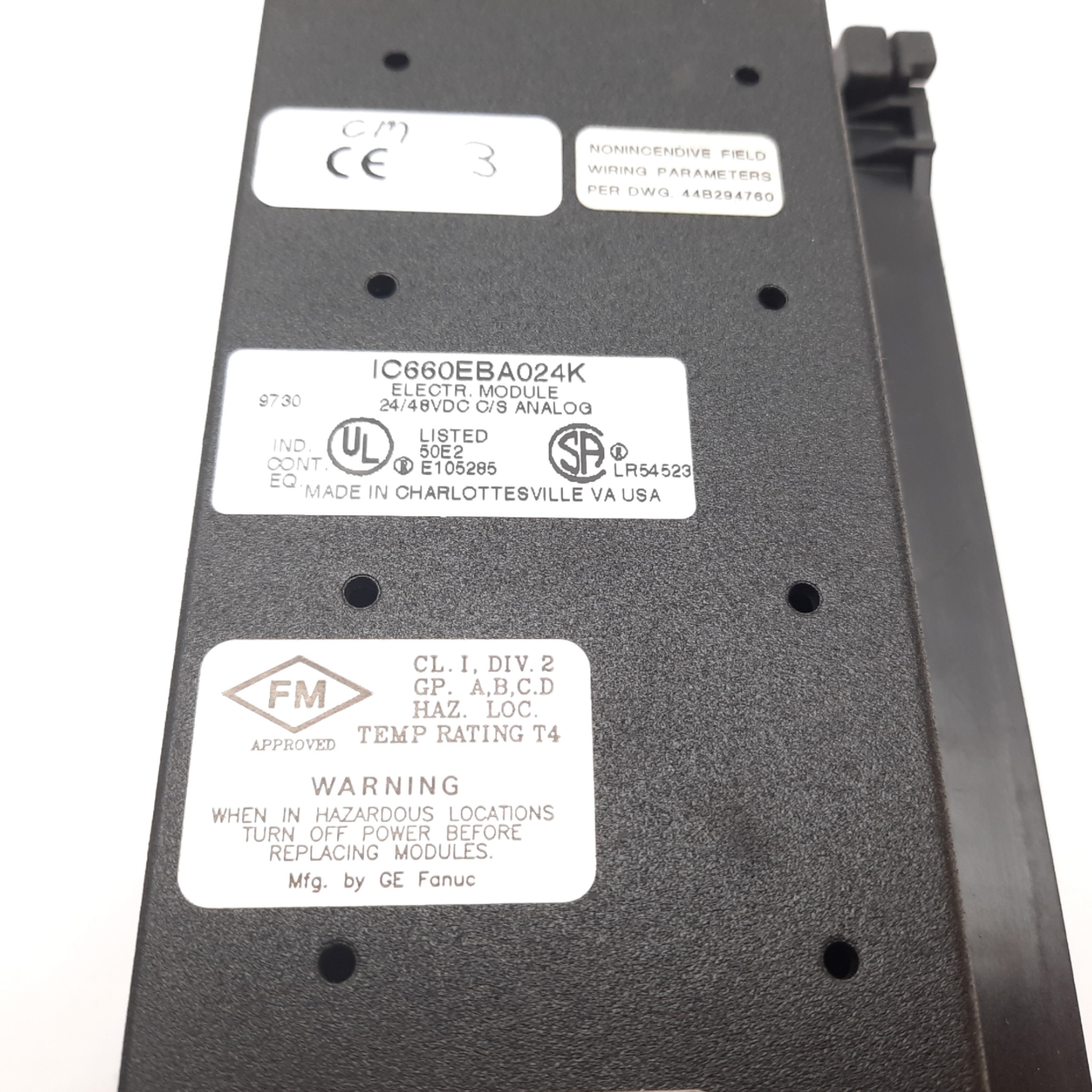 GE Fanuc IC660BBA024 Genius I/O Block, Current Source Analog In/Out, 24/48VDC
