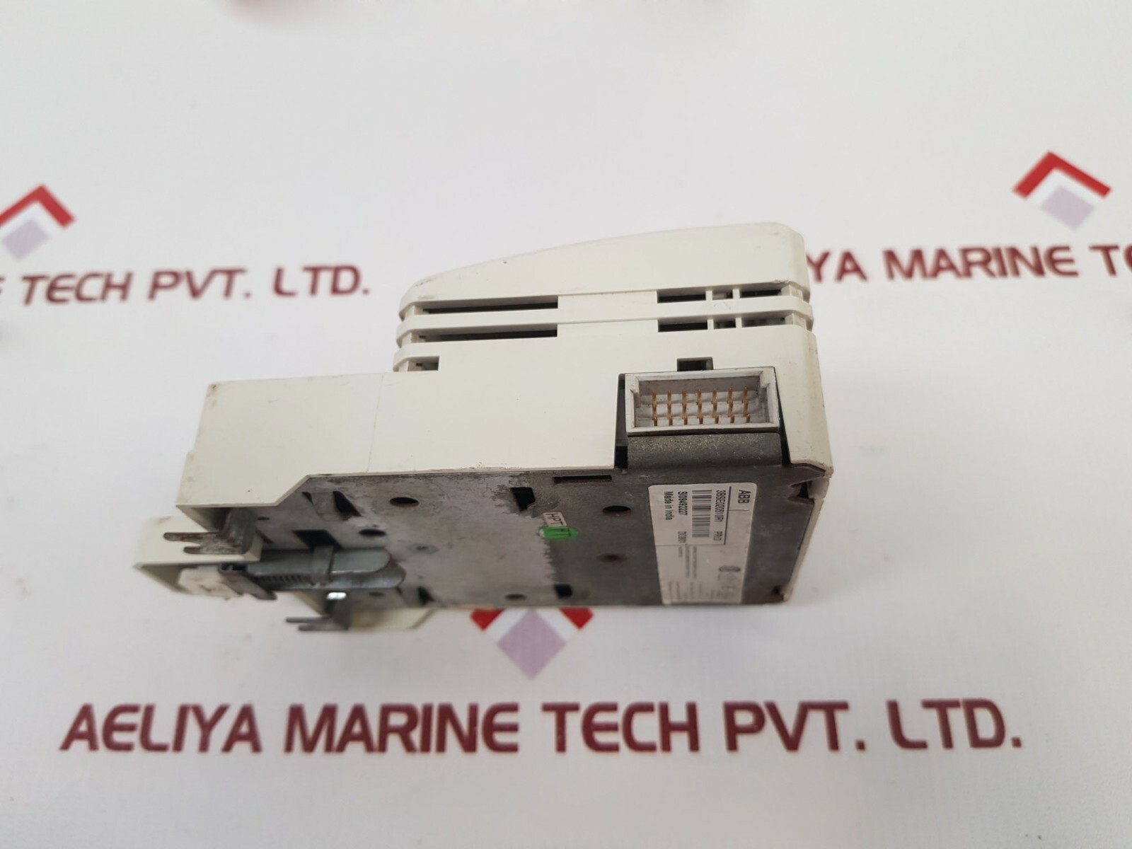 ABB DO801 Digital Input Module 3BSE020510R1 24V 0.5A