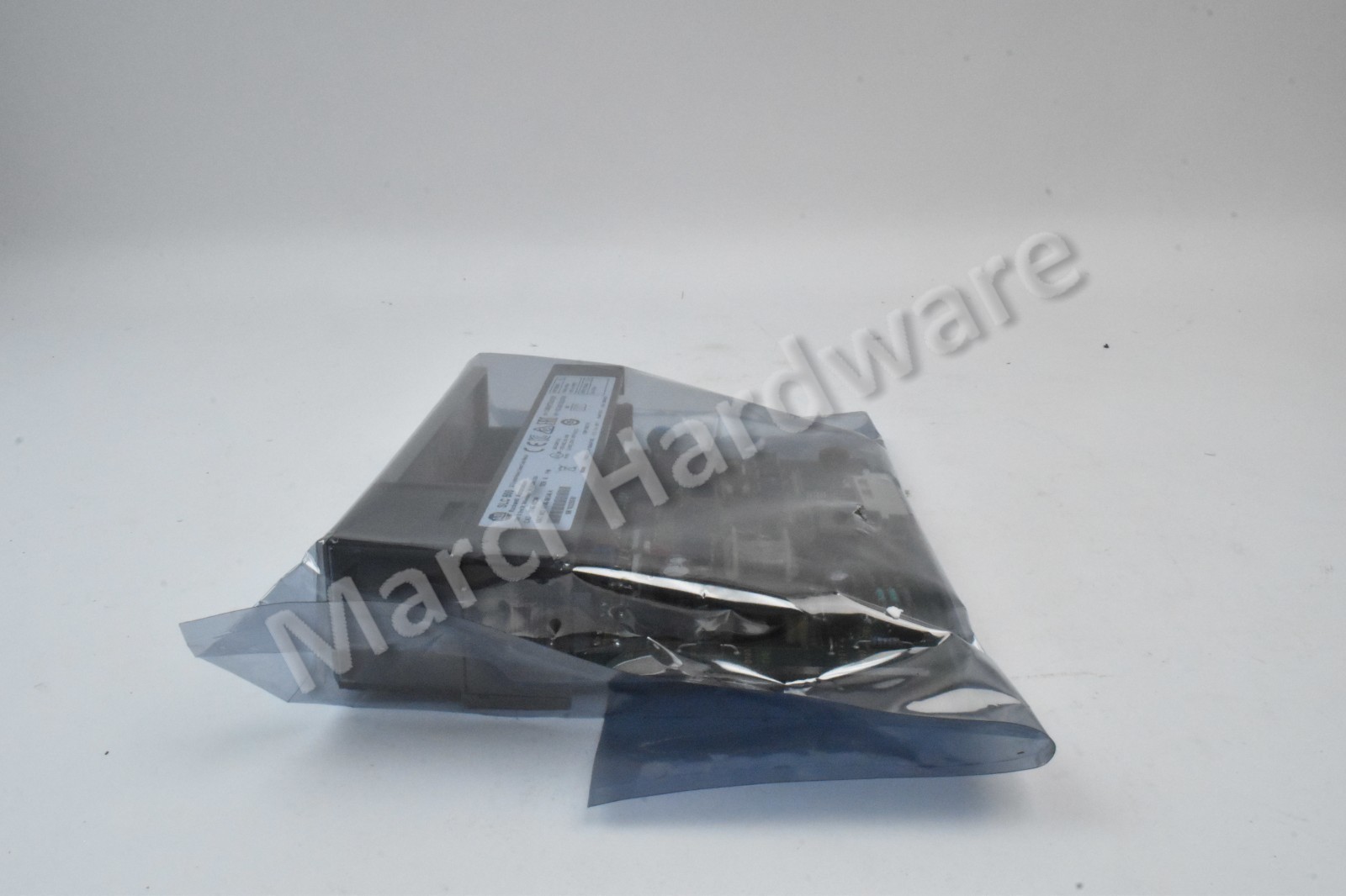 Original Box Allen Bradley 1746-NIO4I Ser A High Resolution Analog 2-In/2-Out