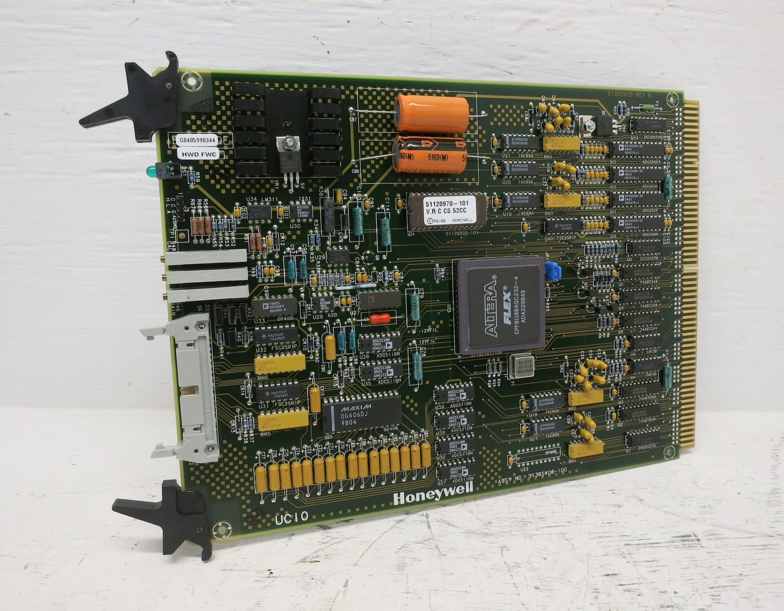 Honeywell UCIO 51305406-100 I/O PLC Module Board Universal IO Card UC10