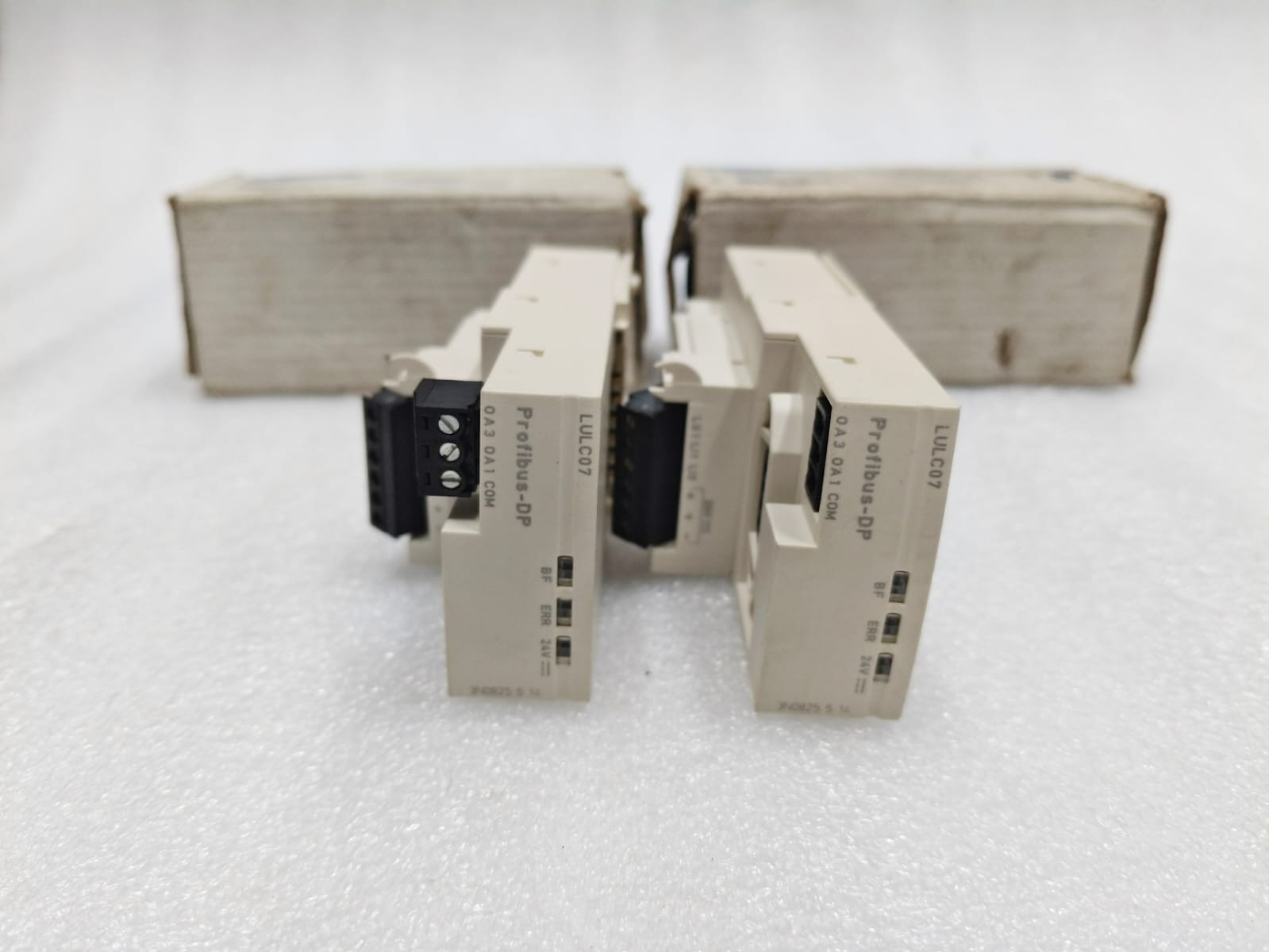 Lot of 2 Schneider Telemecanique LULC07 TeSys Profibus-DP Communication Module