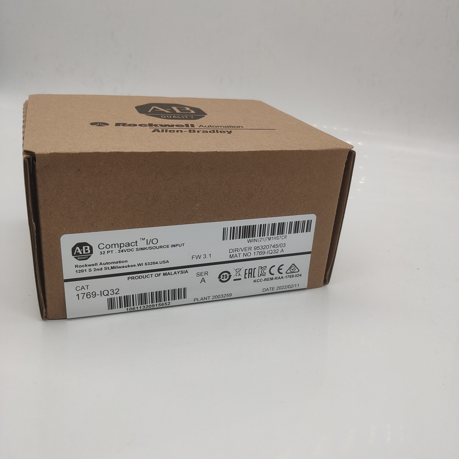 Allen-Bradley 1769-IQ32 SER A CompactLogix 24VDC Input Module New Factory Sealed
