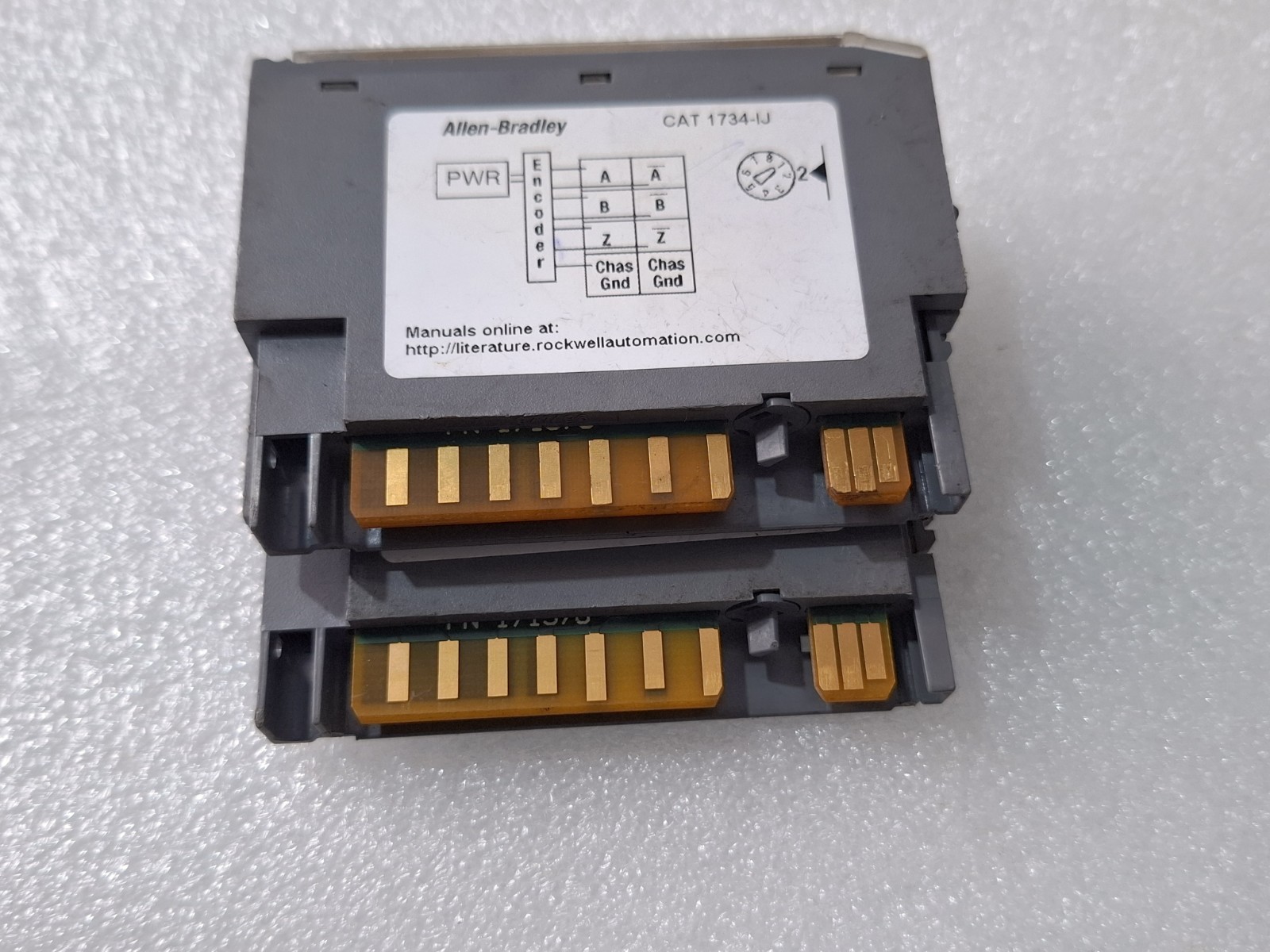 《LOT OF 2 PCS》 ALLEN BRADLEY 1734-IJ POINT I/O INCREMENTAL ENCODER MODULE 1734IJ