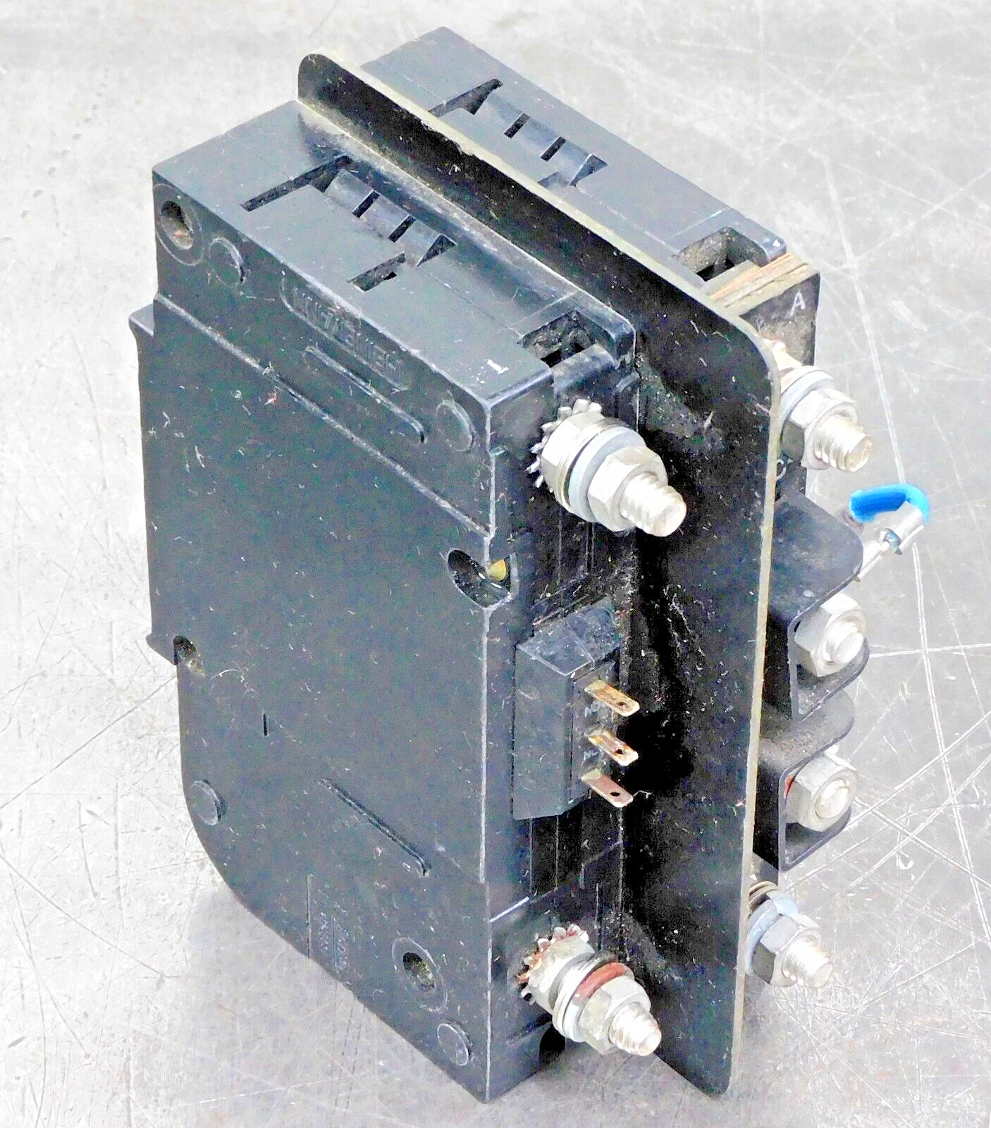 Heinemann CD2-Z521-16 2-Pole Circuit Breaker 240V AC 25 Amp 50/60 Hz