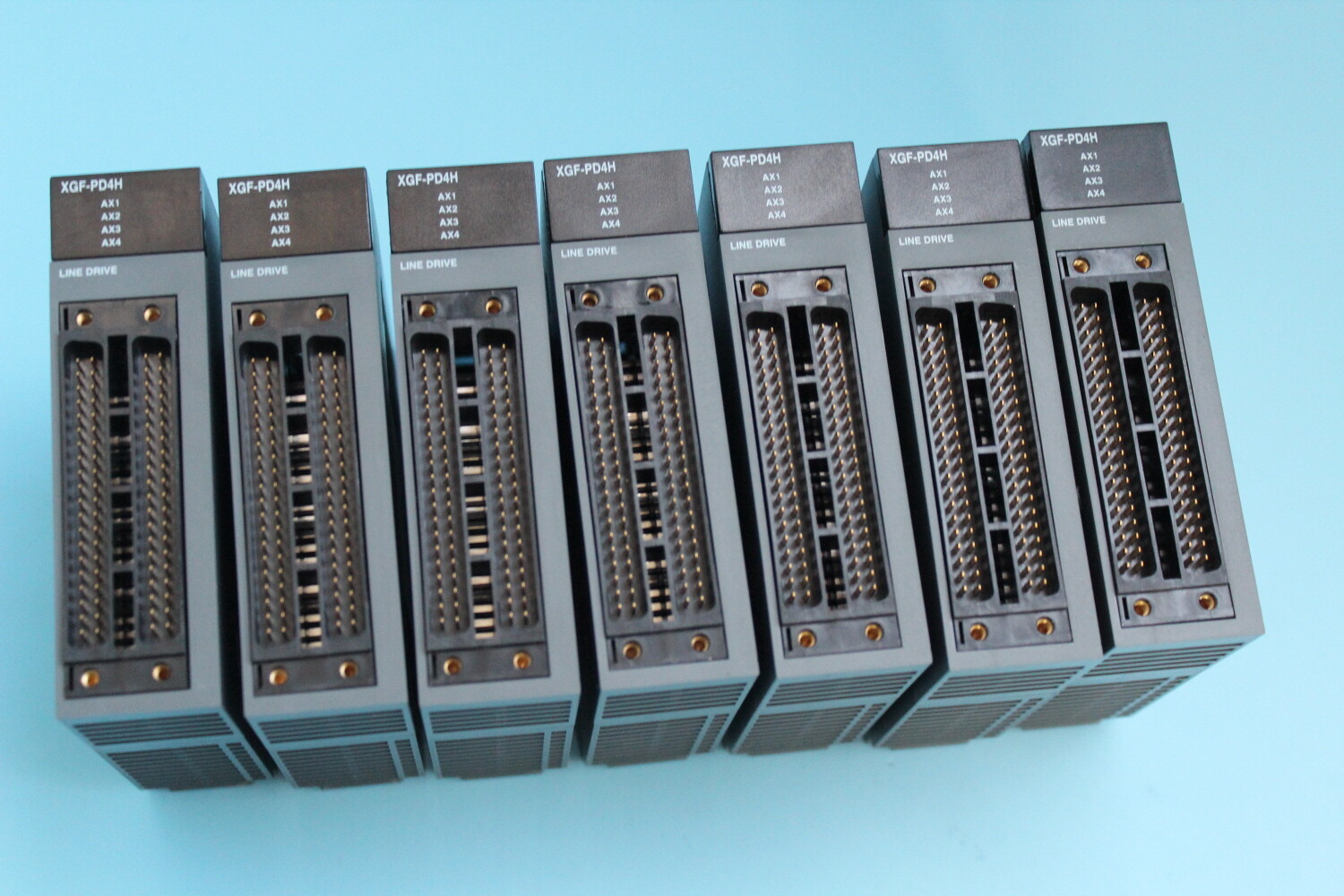 LS Plc Position 4Axis XGF-PD4H (V1.80), 1Pcs, Free Expedited Shipping