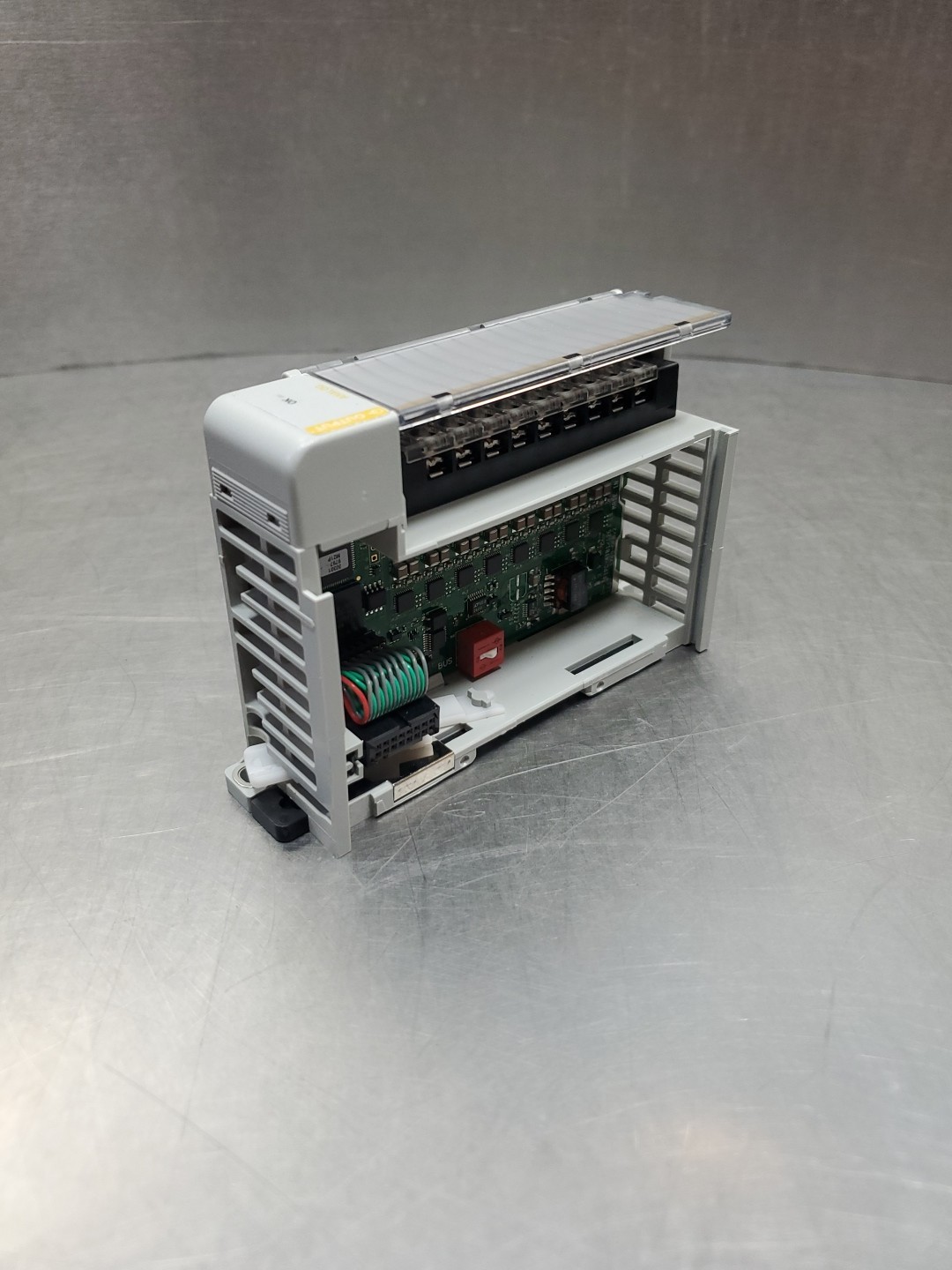Allen Bradley 1769-OF8C Ser A 8-Chan. Current Output Module, F/W 2.1.
