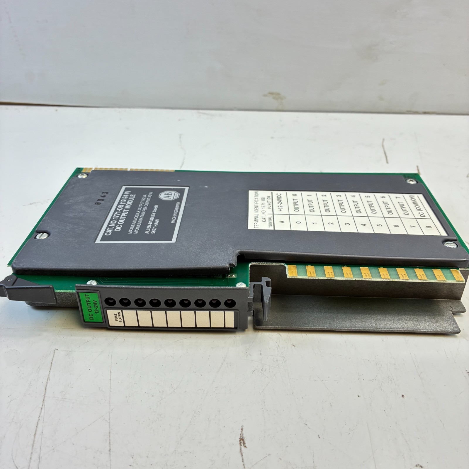 ALLEN BRADLEY 1771-OB DC Output Module 8-Point 12-24VDC