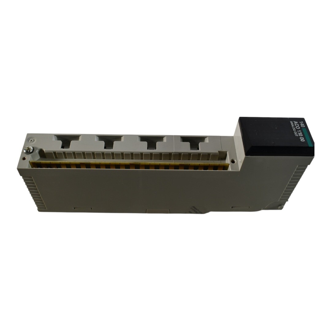 Schneider Electric 140ACO13000 Modicon – Analog Output Module