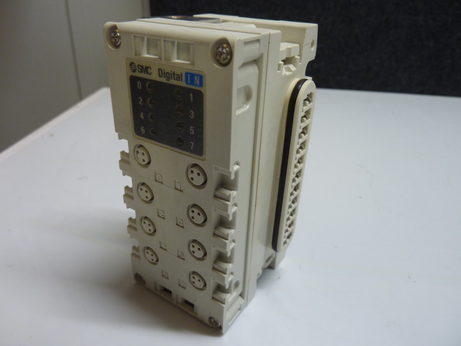 Smc Digital IN Input Module EX600-DXPC 24 VDC Class 2 2A 8P (31805)