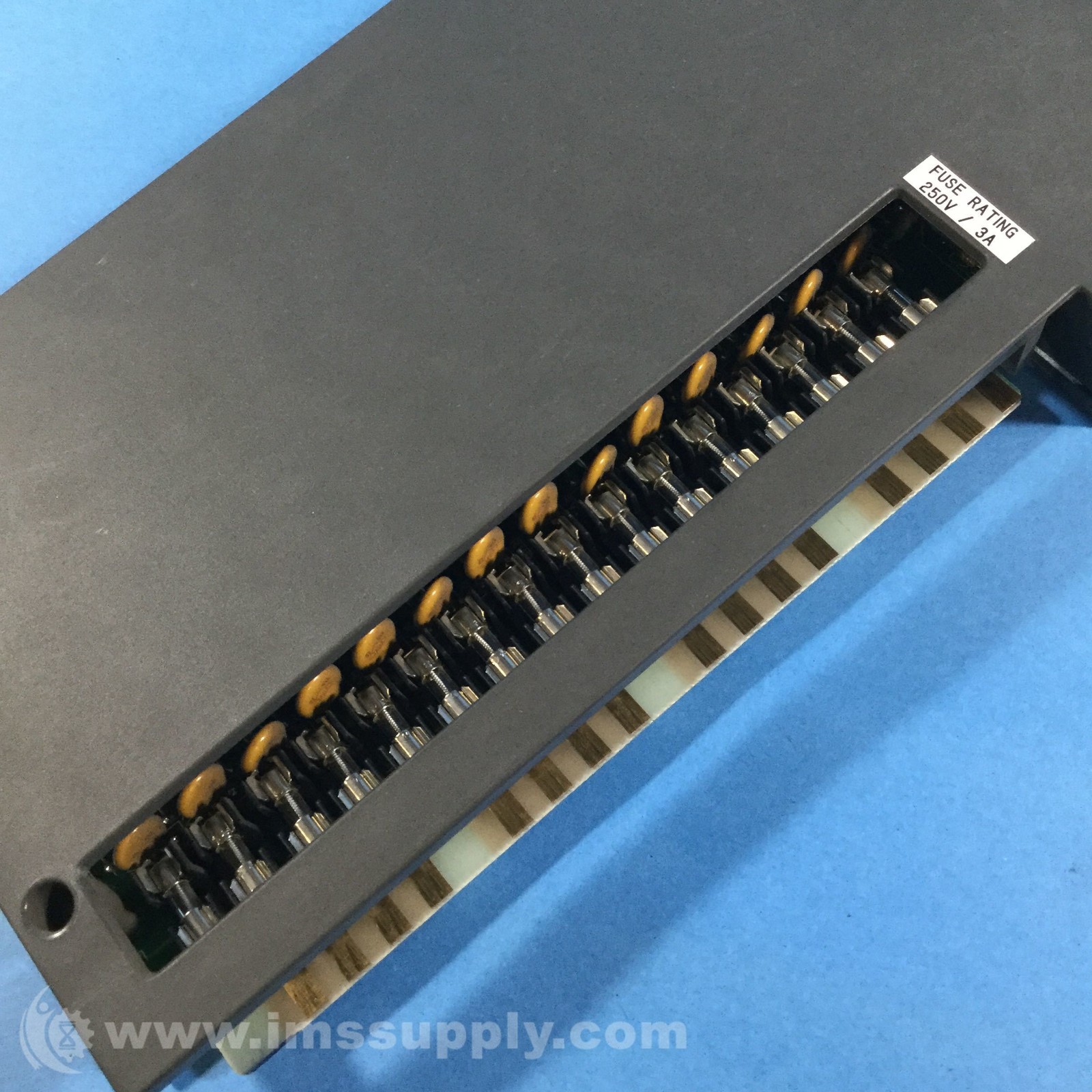 Allen Bradley 1771-OD16 Isolated 120V AC Output Module USIP