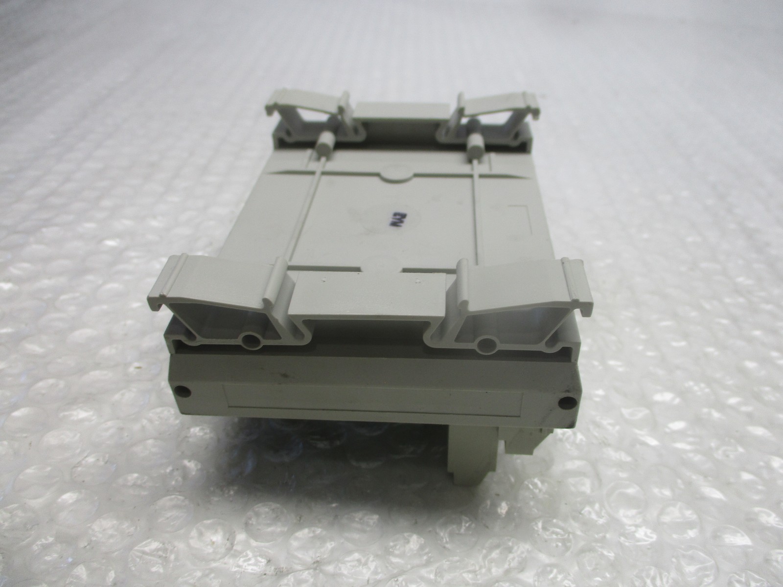 ALLEN BRADLEY 1492-IFM40F SER.A MODULE UNMP
