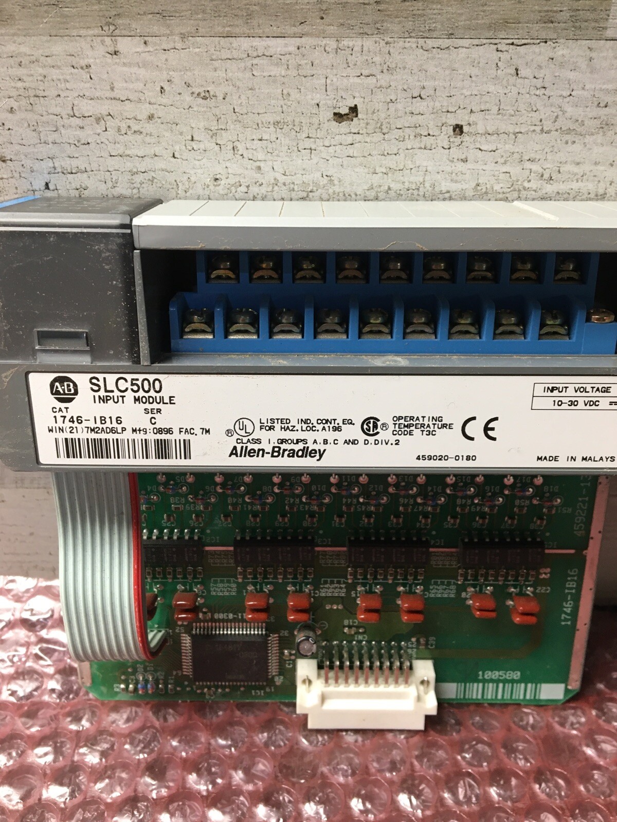 LOT OF 2 ALLEN-BRADLEY 1746-IB16 SLC 500 INPUT MODULE SER C