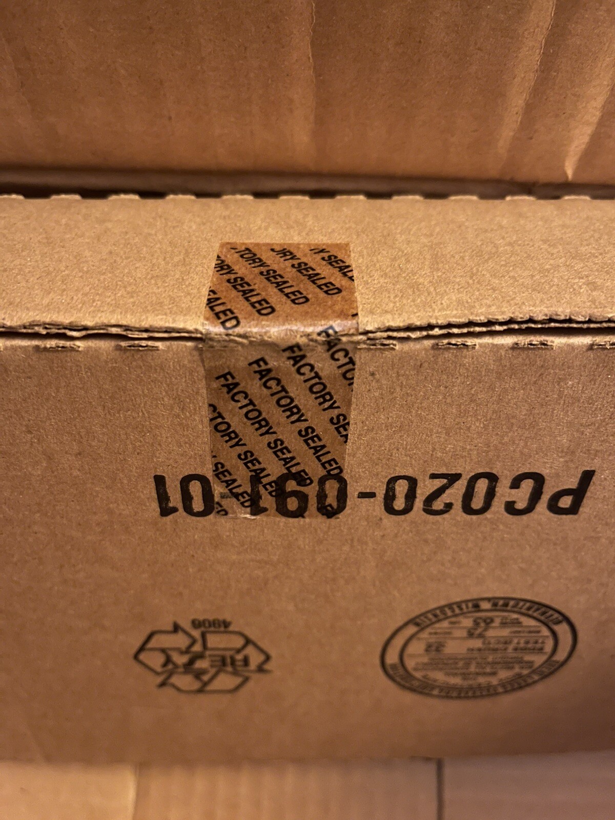 Allen Bradley 1746-OB16 SER: D SLC 500 (ORIGINAL PACKAGING FACTORY SEALED)