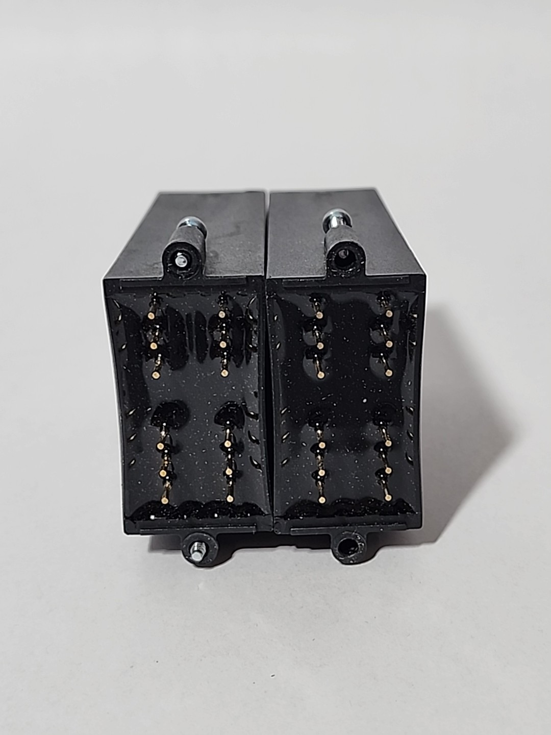 OPTO 22 OAC5Q 4 CHANNEL AC OUTPUT MODULE (Lot Of 2)