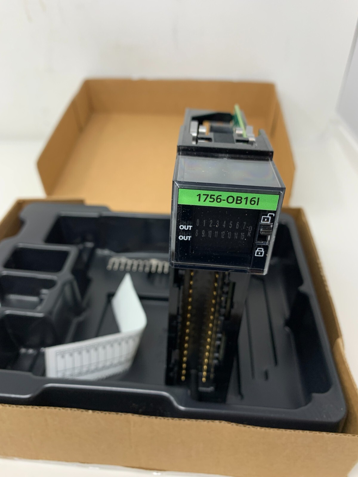 Allen-Bradley 1756-OB16I ControlLogix Isolated Output Module 16 Points NEW 2023