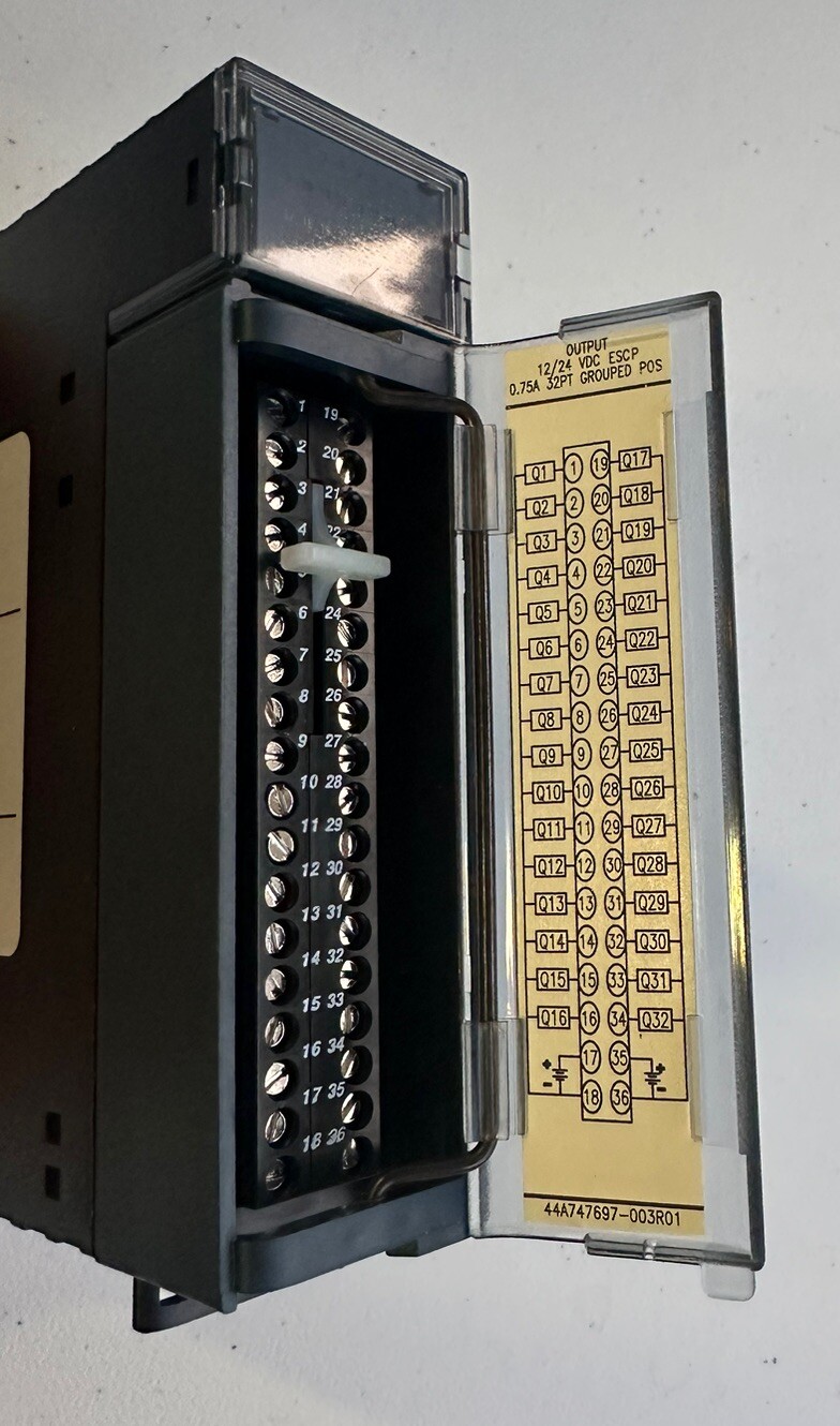 GE Fanuc 90-30 IC693APU300K High Speed Counter Module