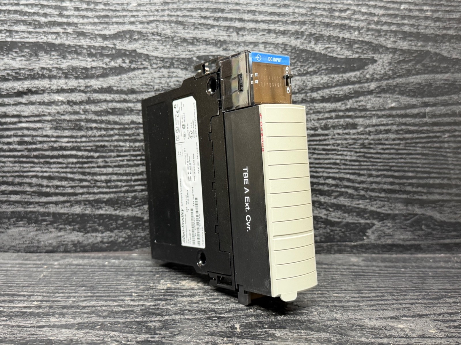 Allen Bradley 1756-IB16 1756-1B16 A TBSH TBE ControlLogix 16pt DC Input Module